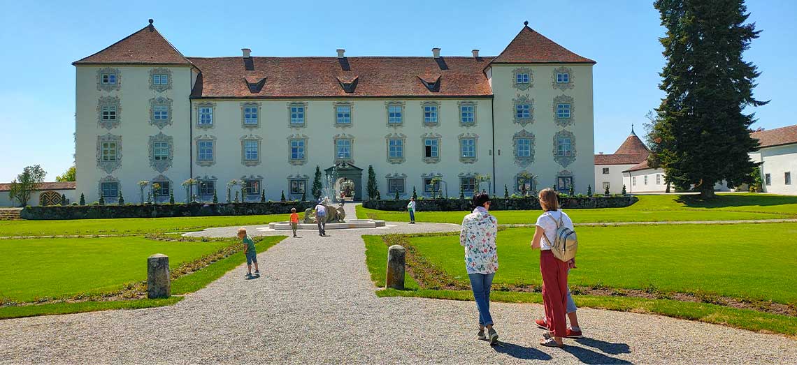 Sonntagsspaziergang auf Schloss Zeil bei Leutkirch